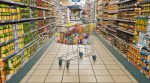 Один похід в магазин – 9% зарплати: скільки українці платять за продукти