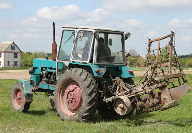 Запчастини для тракторів ЮМЗ: надійність техніки починається з правильного вибору
